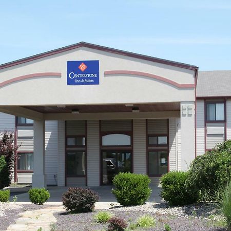 Centerstone Inn & Suites Carlyle Екстериор снимка